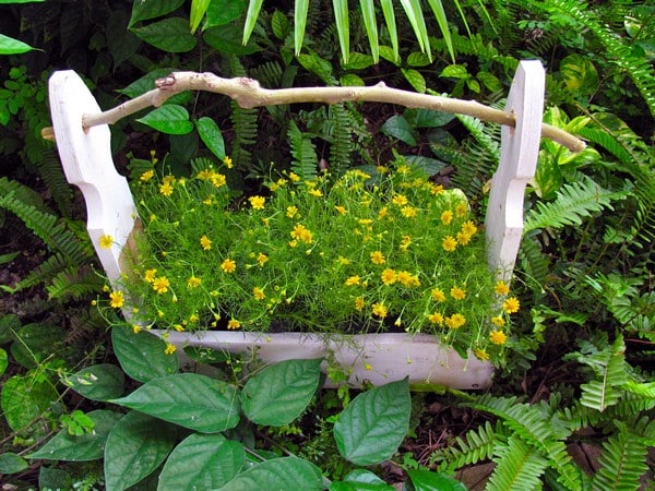 Repourpose Round Posts 17 Brilliant DIY Ideas to Repurpose Old Fence Posts